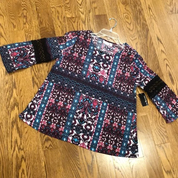 Kim Rogers 3/4 Sleeve Top. New - Picture 3 of 16